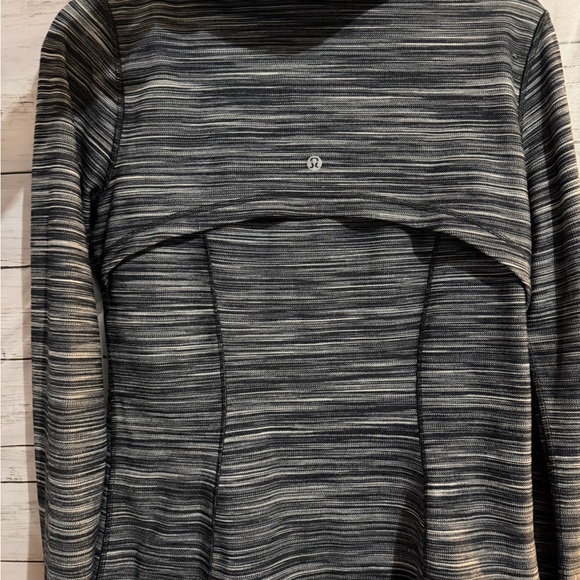 lululemon athletica hooded define 10 - Picture 4 of 6